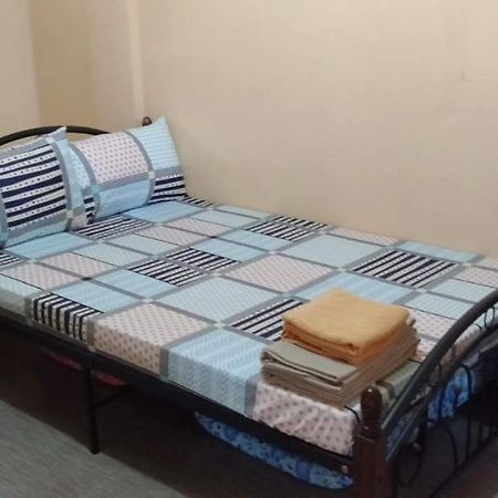 Отель Lemon Transient House Анхелес Экстерьер фото