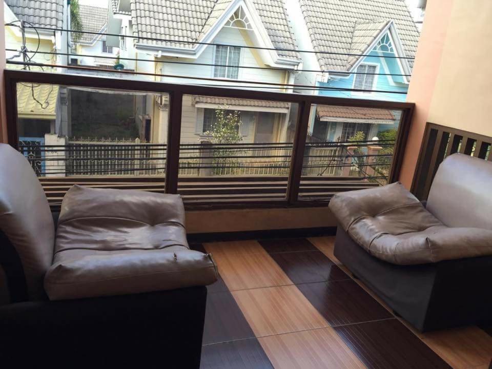 Отель Lemon Transient House Анхелес Экстерьер фото